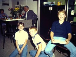0DIA 1984 RAVA PUPS 1